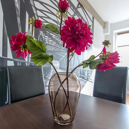 Апартаменты Chmielna 73 P&o Serviced