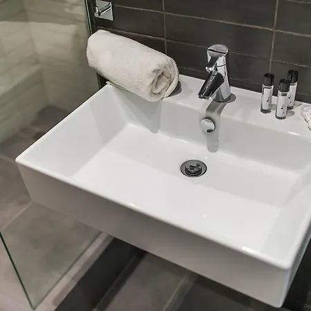 Chmielna 73 P&o Serviced *