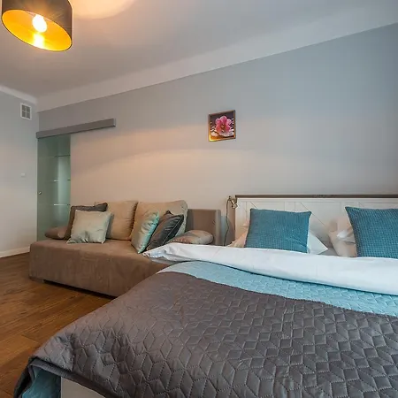 Апартаменты Chmielna 73 P&o Serviced