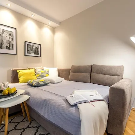 Chmielna 73 P&o Serviced * Warsaw