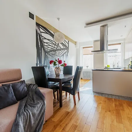 Apartament Chmielna 73 P&o Serviced