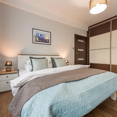 Chmielna 73 P&o Serviced *